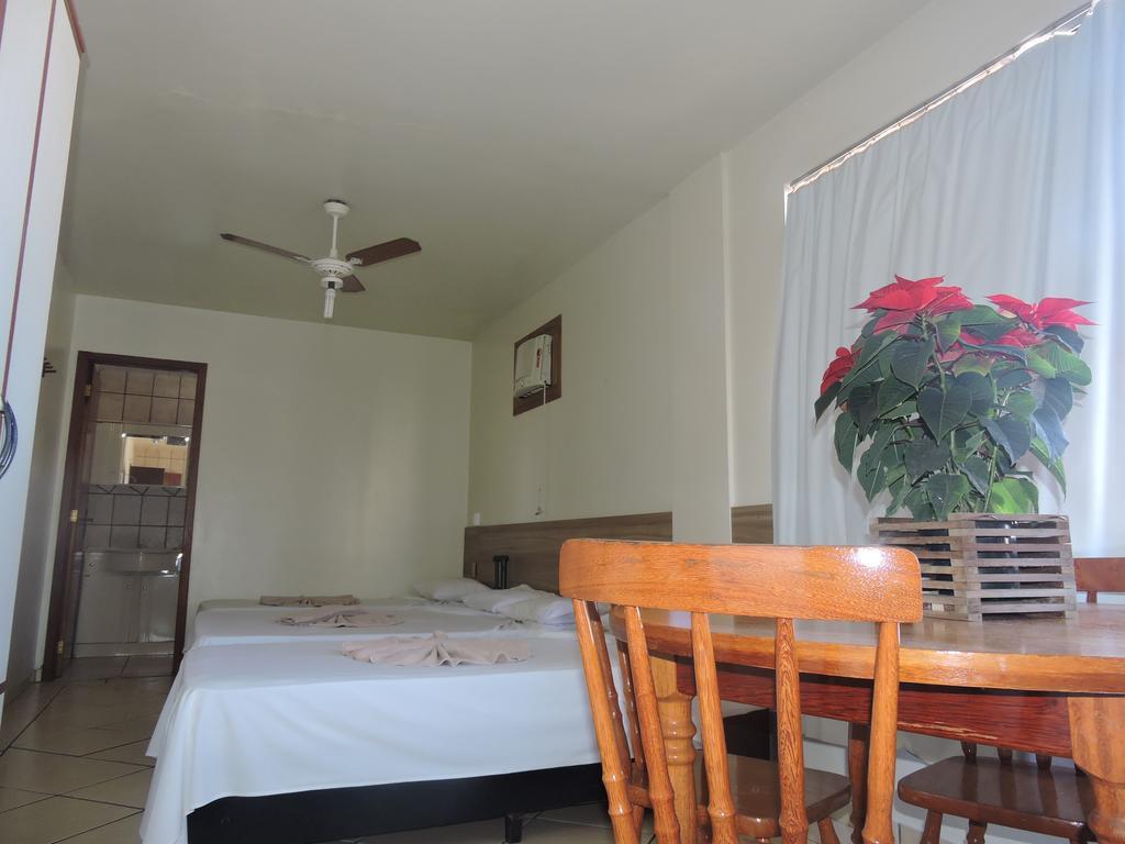 Residencial Baleia Franca Aparthotel Governador Celso Ramos Buitenkant foto